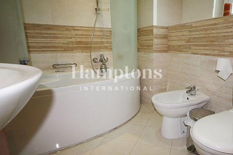 Appartamento in affitto a Dubai Marina, Dubai, EAU 2 camere da letto, 158.12090600 mq. № 688237 - foto 4