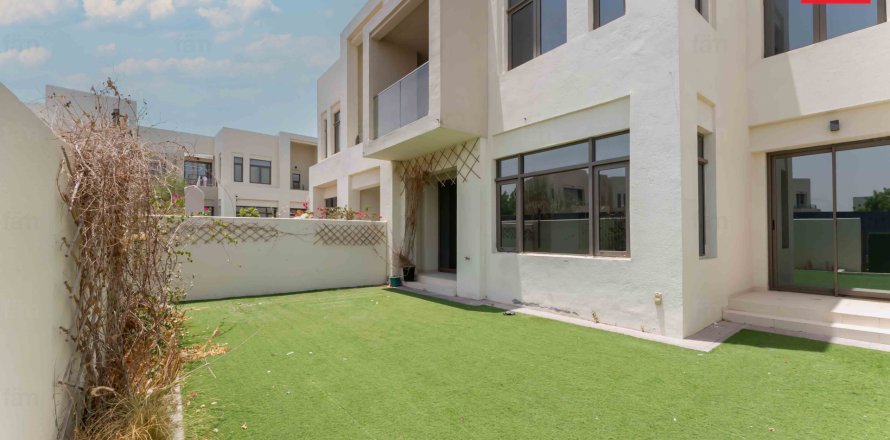 Shtëpi në qytet në Reem, Dubai, Emiratet e Bashkuara Arabe 3 dhoma gjumi, 233.7 m2. № 622768