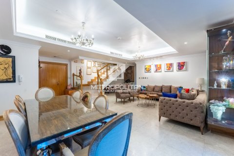 Müüa korter asukohaga Business Bay, Dubai, AÜE: 3 magamistoaga, 284 m² Nr 664277 - pilt 3