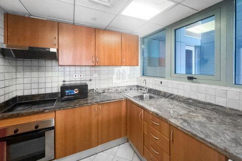 Lägenhet till försäljning i Dubai Marina, Dubai, UAE 2 sovrum, 102 kvm Nr. 664278 - fotografi 6