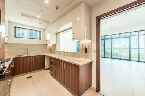 Apartamento en alquiler en The Hills, Dubai, EAU 2 dormitorios, 134.05902900 m2 № 688036 - foto 4