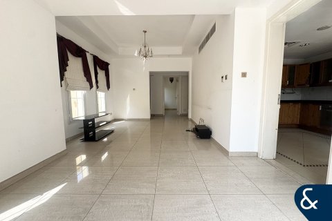Villa in affitto a The Springs, Dubai, EAU 3 camere da letto, 210 mq. № 668128 - foto 3