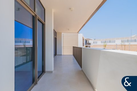 Vila u Al Furjan, Dubai, UAE 5 spavaćih soba, 442 m2 Br. 668127 - fotografija 11