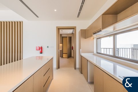 Vila u Al Furjan, Dubai, UAE 5 spavaćih soba, 442 m2 Br. 668127 - fotografija 7