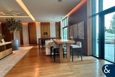 Apartment sa The Hills, Dubai, UAE 1 silid-tulugan, 94 sq.m. № 668129 - larawan 8