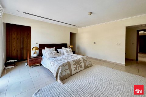 Vila v Jumeirah Park, Dubai, SAE 4 ložnice, 741.8 m² Č.: 699954 - fotografie 13