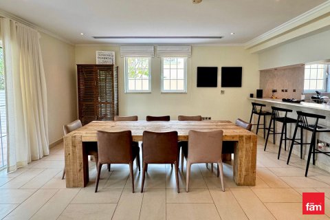 Vila di Jumeirah Park, Dubai, UAE 4 bilik tidur, 741.8 meter persegi № 699954 - foto 8