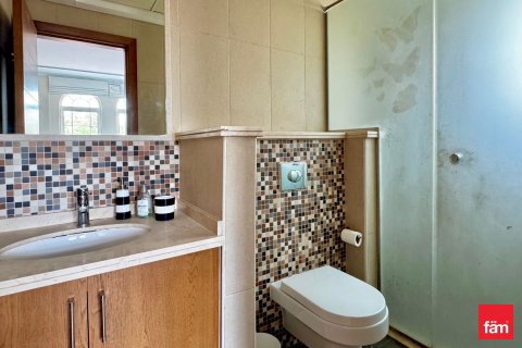 Vila v Jumeirah Park, Dubai, SAE 4 ložnice, 741.8 m² Č.: 699954 - fotografie 21