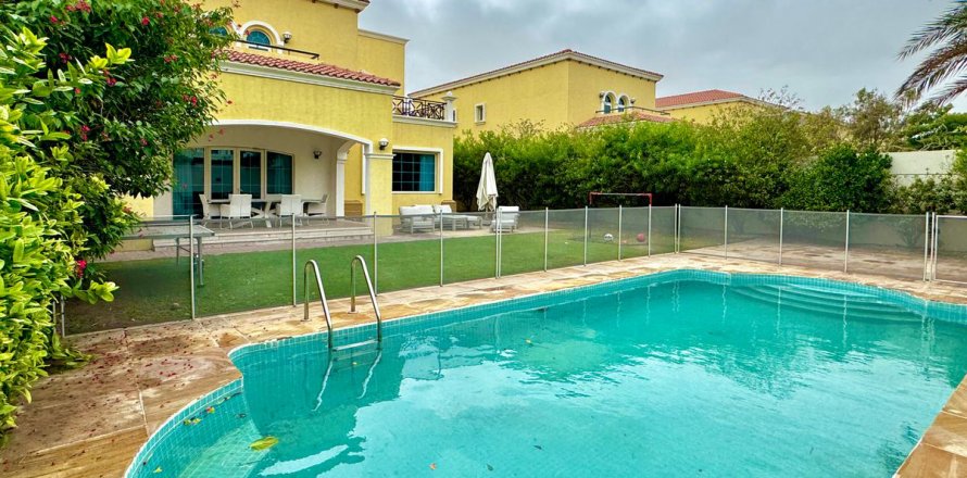 Vila v Jumeirah Park, Dubai, SAE 4 ložnice, 741.8 m² Č.: 699954