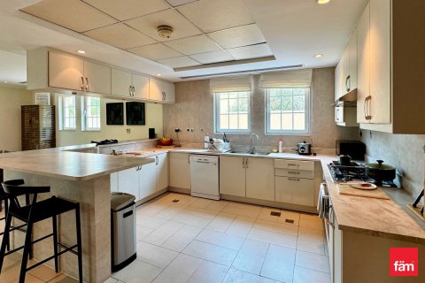 Vila di Jumeirah Park, Dubai, UAE 4 bilik tidur, 741.8 meter persegi № 699954 - foto 12