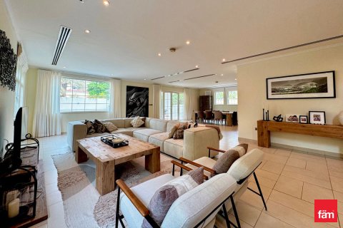 Vila di Jumeirah Park, Dubai, UAE 4 bilik tidur, 741.8 meter persegi № 699954 - foto 3