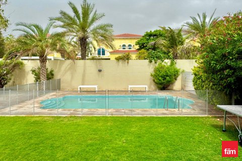 Vila di Jumeirah Park, Dubai, UAE 4 bilik tidur, 741.8 meter persegi № 699954 - foto 30