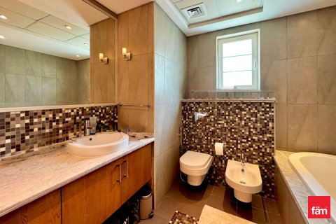 Vila v Jumeirah Park, Dubai, SAE 4 ložnice, 741.8 m² Č.: 699954 - fotografie 23