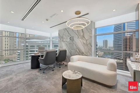 Dubai, BAE’de kiralık ofis 851.3 m&sup2; No 699955 - fotoğraf 10