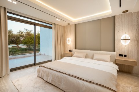 Villa zum Verkauf in Jumeirah Islands, Dubai, VAE 5 Schlafzimmer, 1001.45 m2 Nr. 748799 - Foto 8