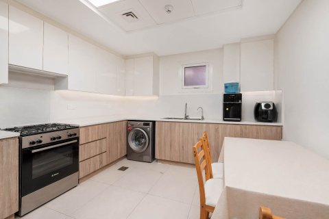 Apartment in Mirdif, Dubai, UAE 3 bedrooms, 169.33 sq.m. № 748797 - photo 6