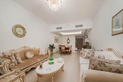 Apartment in Mirdif, Dubai, UAE 3 bedrooms, 169.33 sq.m. № 748797 - photo 3