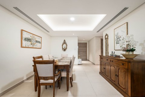 Apartment in Mirdif, Dubai, UAE 3 bedrooms, 169.33 sq.m. № 748797 - photo 10