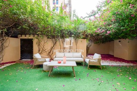 Apartman u Old Town, Dubai, UAE 2 spavaćih soba, 174 m2 Br. 665103 - fotografija 12