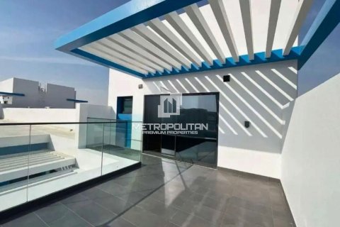 Vilë në Damac Lagoons, Dubai, Emiratet e Bashkuara Arabe 4 dhoma gjumi, 211 m2. № 665120 - Foto 14