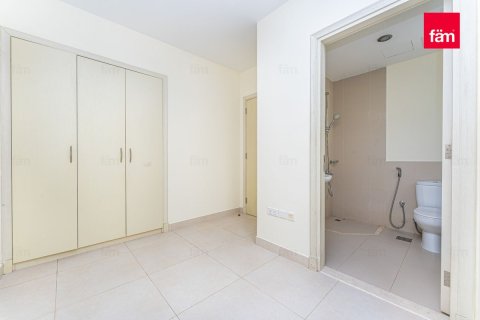 Villa til leje i Dubai, UAE 3 soveværelser, 405 kvm № 696845 - foto 14
