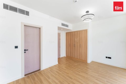 Таунхаус Дубай, БАӘ-да 2 жатын бөлмелер, 96.2 м² № 624824 - фото 2