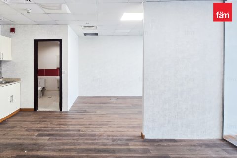 Oficiu de închiriat în Business Bay, Dubai, EAU 80.4 mp. №703970 - poză 11