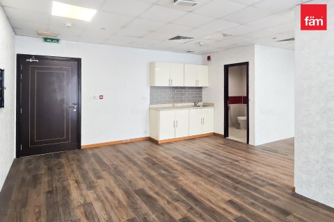 Oficiu de închiriat în Business Bay, Dubai, EAU 80.4 mp. №703970 - poză 3