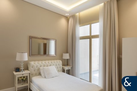 Vila di Al Furjan, Dubai, UAE 4 bilik tidur, 423 meter persegi № 685120 - foto 13