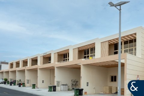 Vila di Al Furjan, Dubai, UAE 4 bilik tidur, 423 meter persegi № 685120 - foto 9