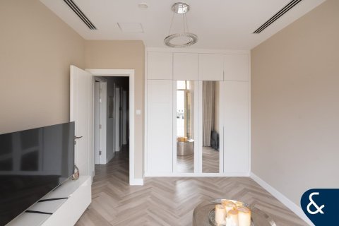 Vila di Al Furjan, Dubai, UAE 4 bilik tidur, 423 meter persegi № 685120 - foto 3