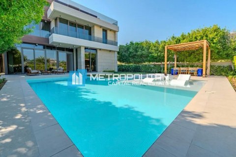 Villa sa Saadiyat Island, Abu Dhabi, UAE 4 silid-tulugan, 907.2 sq.m. № 582640 - larawan 1