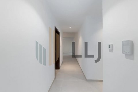 Apartament në Al Bateen, Abu Dhabi, Emiratet e Bashkuara Arabe 3 dhoma gjumi, 175.6 m2. № 573120 - Foto 13