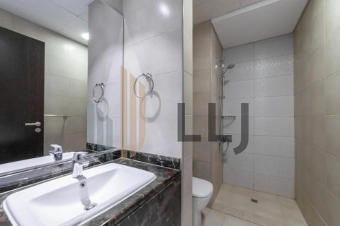 Apartament në Al Bateen, Abu Dhabi, Emiratet e Bashkuara Arabe 3 dhoma gjumi, 175.6 m2. № 573120 - Foto 17