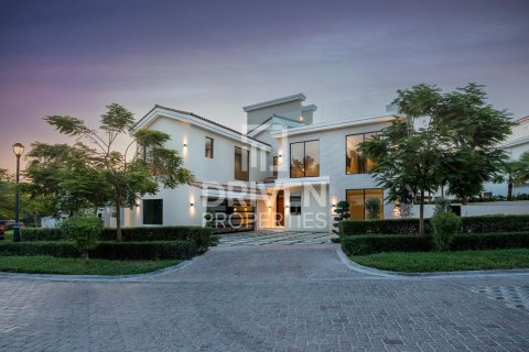 Βίλα σε Jumeirah Golf Estates, Dubai, ΗΑΕ 7 υπνοδωμάτια, 1022 τ.μ. Αρ. 653633 - φωτογραφία 2