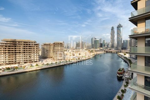 Apartamento en Al Wasl, Dubai, EAU 3 dormitorios, 186.55 m² № 758954