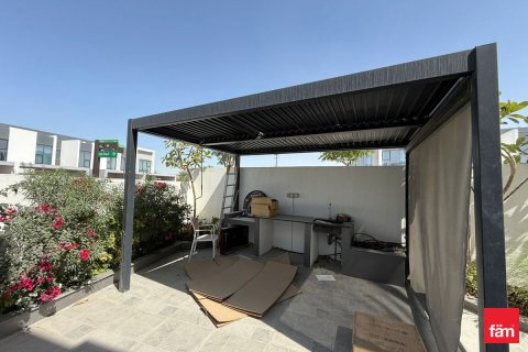 ویلا برای اجاره در Dubai، امارات متحده عربی 4 خوابه ، 275 متر مربع ، شماره 691329 - تصویر 11