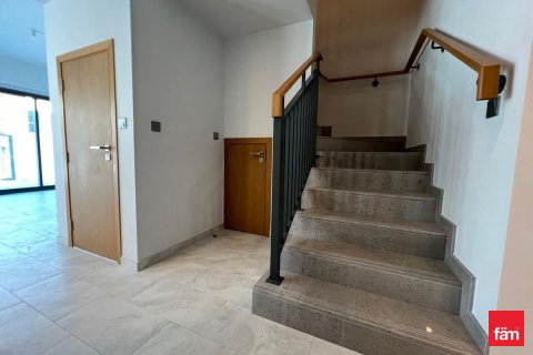 וילה להשכרה ב Dubai, איחוד האמירויות  4 חדרי שינה, 275 מ"ר, מספר 691329 - תמונה 5