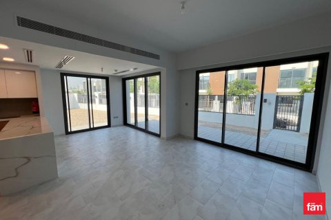 וילה ב Dubai, איחוד האמירויות 4 חדרי שינה, 275 מ