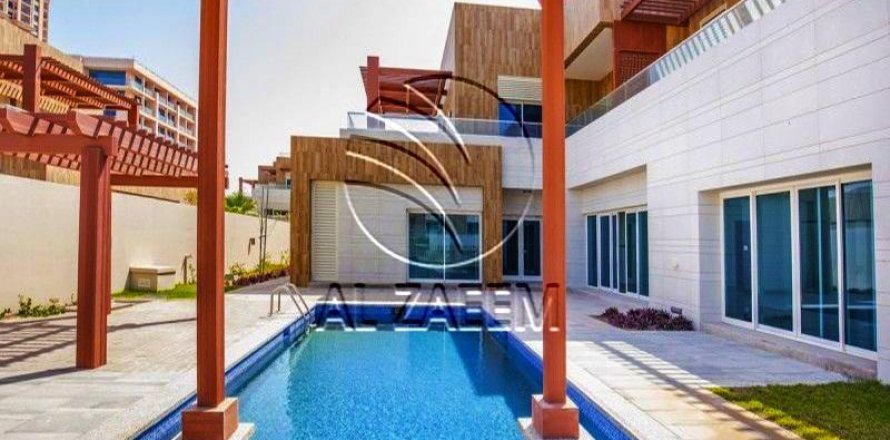 Vilë në The Marina, Abu Dhabi, Emiratet e Bashkuara Arabe 6 dhoma gjumi, 826 m2. № 615863
