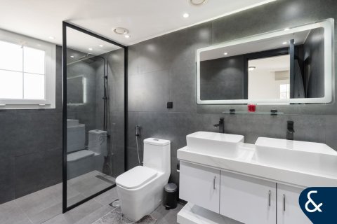 Villa te koop in Arabian Ranches, Dubai, VAE 3 slaapkamers, 228 vr.m., nr 667329 - foto 10