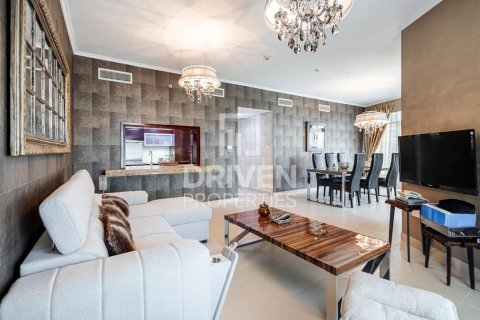 Apartment in Downtown Dubai (Downtown Burj Dubai), Dubai, UAE 2 bedrooms, 138 sq.m. № 602901 - photo 1
