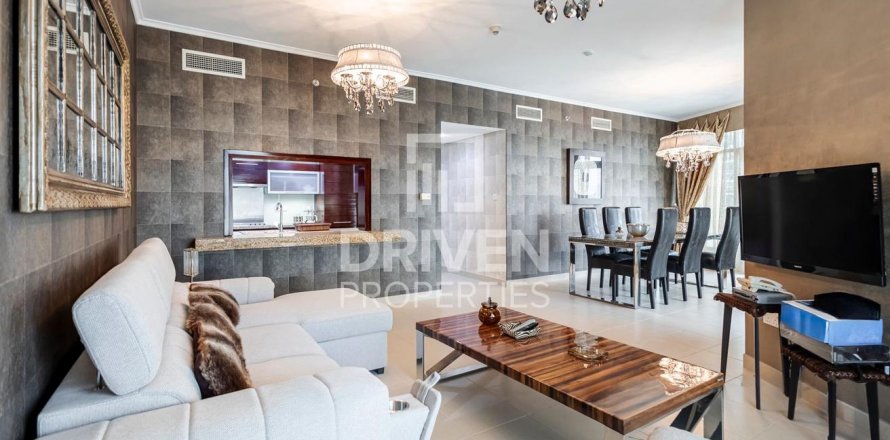 Apartment in Downtown Dubai (Downtown Burj Dubai), Dubai, UAE 2 bedrooms, 138 sq.m. № 602901