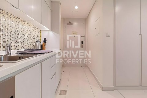 Apartment in Business Bay, Dubai, UAE 1 room, 92 sq.m. № 602903 - photo 10
