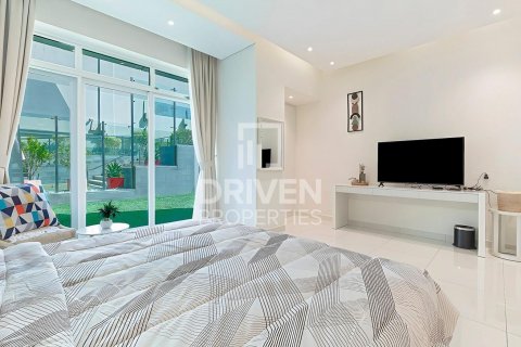 Apartment in Business Bay, Dubai, UAE 1 room, 92 sq.m. № 602903 - photo 3