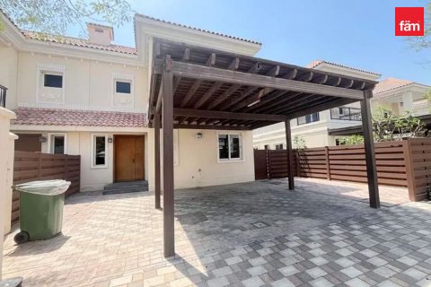 Vila u gradu Dubai, UAE 4 spavaće sobe, 352.8 m2 Br. 723064 - Slika 7