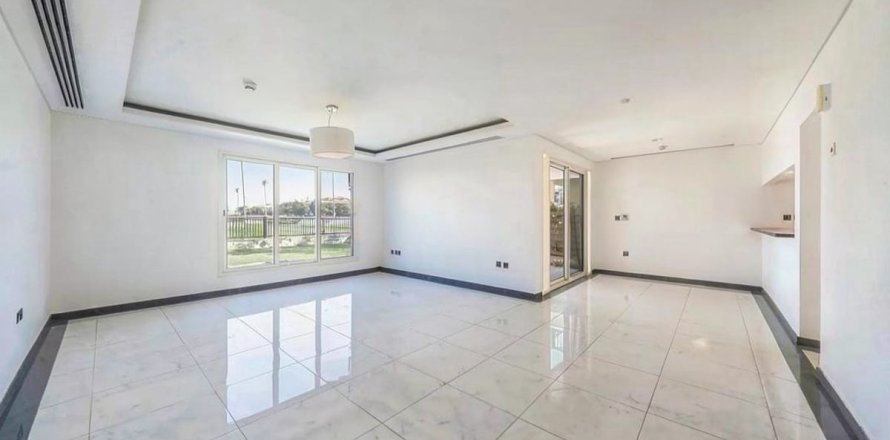 Vila u gradu Dubai, UAE 4 spavaće sobe, 352.8 m2 Br. 723064