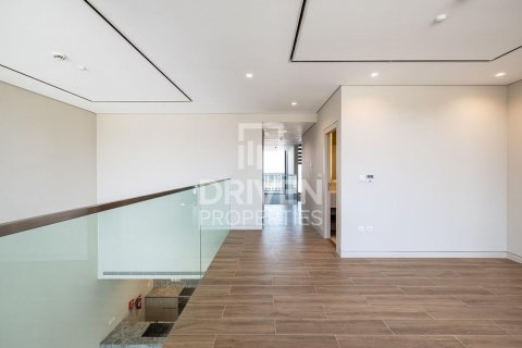 Vila v Jumeirah, Dubai, SAE 3 ložnice, 287 m² Č.: 601872 - fotografie 13