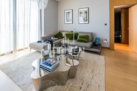 Apartment in Jumeirah, Dubai, UAE 1 bedroom, 138 sq.m. № 601869 - photo 1