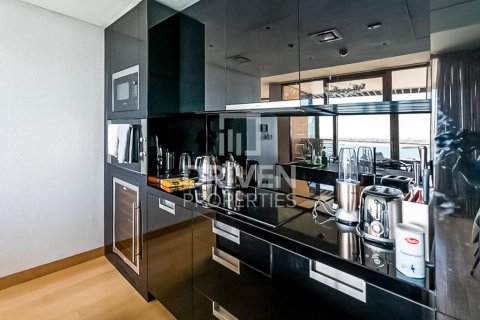 Apartment in Jumeirah, Dubai, UAE 1 bedroom, 138 sq.m. № 601869 - photo 4